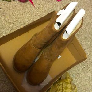 TALL CHESTNUT UGG BOOTS